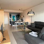 Olene Apartment, Hill Collection
