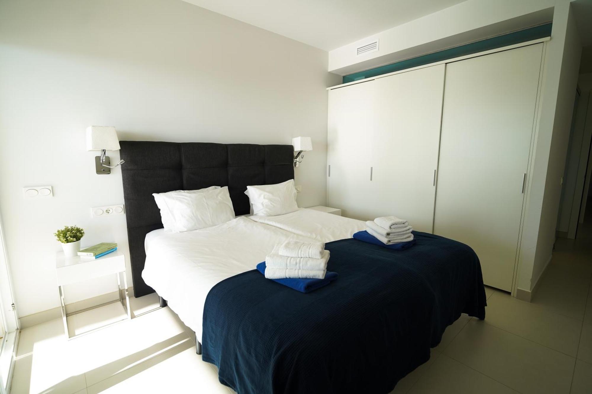 Olene Apartment, Hill Collection *